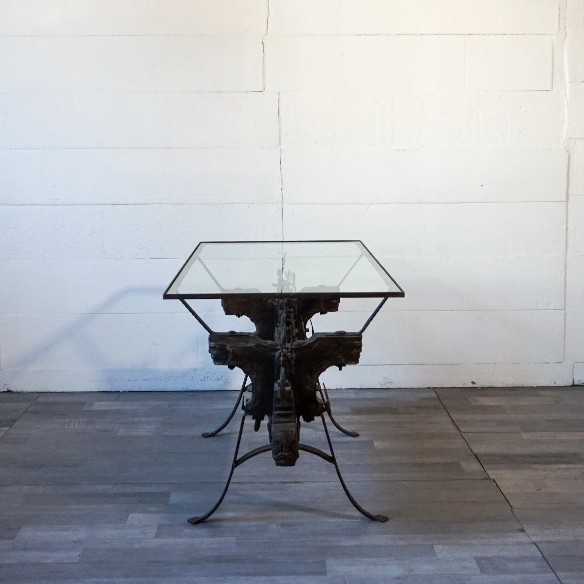 Tavolino con piano in vetro ricavato da antico carretto siciliano – Fine XIX / inizi XX secolo-photo-1