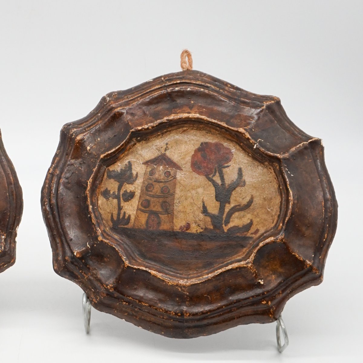 Coppia di Antichi Quadretti in Cartapesta Dipinta – Arte Popolare Italiana, XVII–XVIII Secolo-photo-2