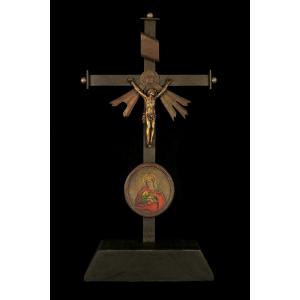Antique Wrought Iron Altar Cross, Folk Art Circa 1780 / Painted Medallion Of Sainte Catherine