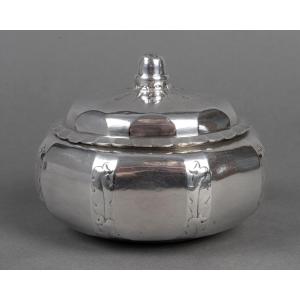Georges Lecomte, Goldsmith - Solid Silver Covered Box, Circa 1925