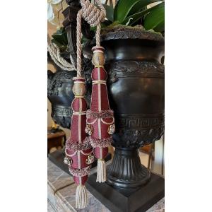 Pair Of Double Tiebacks, Medium Model - Red Color (21st Century)