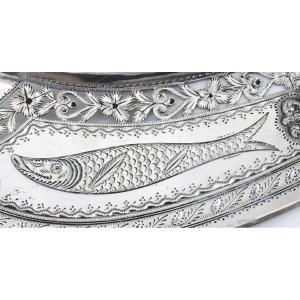 Fish Serving Shovel In Sterling Silver Old Man, 1819-1838.
