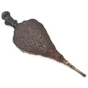 Fireplace Bellows In Boule Marquetry, Napoleon III, 19th Century.