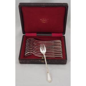 Christofle Rubans, Clochettes Model, 12 Silver-plated Oyster Forks.