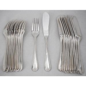 Christofle Berain Model, Coquille, 12 Engraved Fish Cutlery Sets, 24 Pieces, Silver-plated Metal.