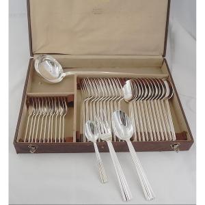 Christofle Mira Ondulation Pattern, Art Deco, 37-piece Silver-plated Flatware Set.