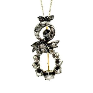 1438. Antique Gold Brooch Set With Diamonds