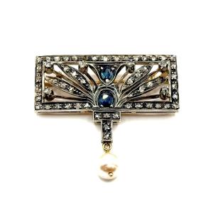 0161. Art Deco Brooch With Diamond And Blue Sapphire