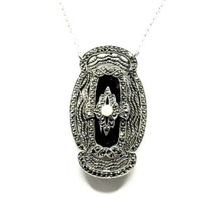 1537. Silver Necklace With Marcasite And Onyx