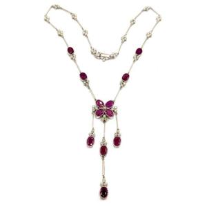 1340. White Gold Necklace With Diamonds And Rubies