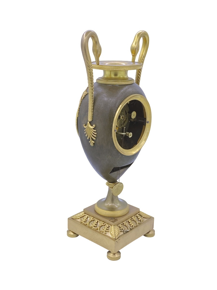 Pendola francese in bronzo dorato firmata Lepine, venduta as is per restauro-photo-3