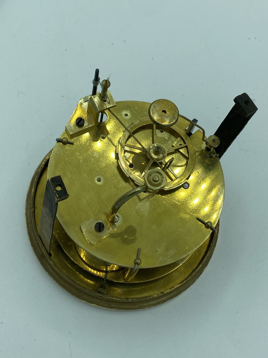 Pendola francese in bronzo dorato firmata Lepine, venduta as is per restauro-photo-7