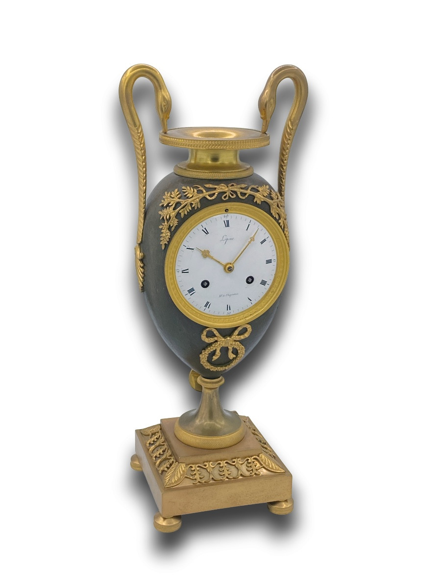 Pendola francese in bronzo dorato firmata Lepine, venduta as is per restauro