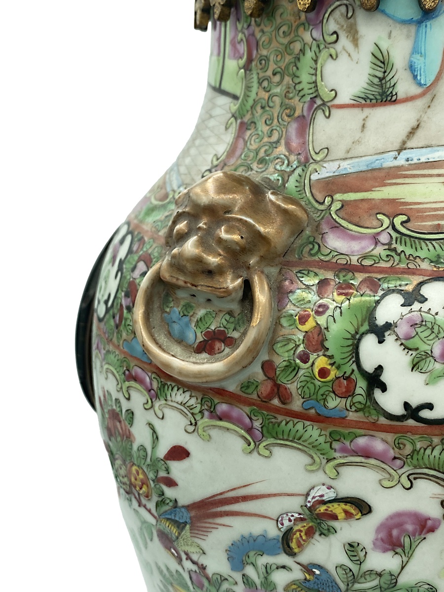 Pendola francese entro vaso in porcellana Canton famille rose, fine XIX secolo-photo-2