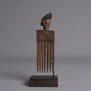 Chokwe Comb