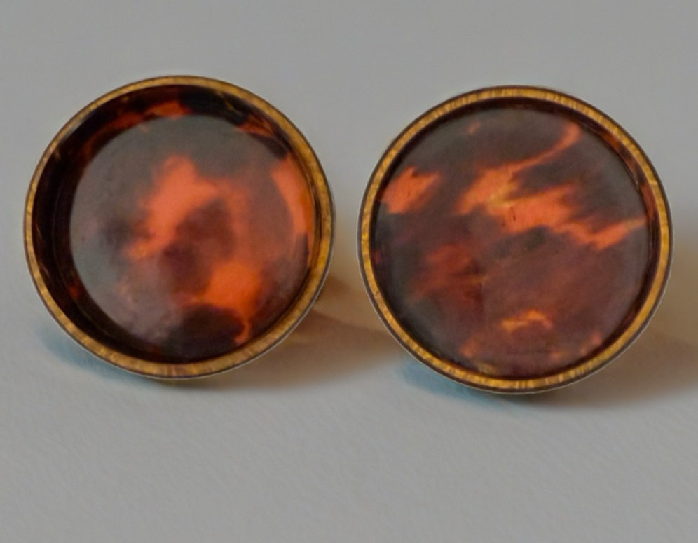 Tabacchiera del XIX secolo con iscrizione sul coperchio. -photo-1