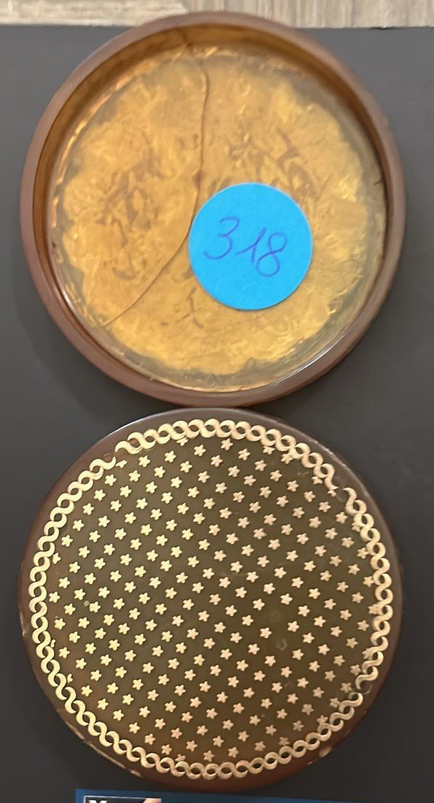 Tabacchiera o scatola rotonda della fine del XVIII secolo. -photo-2