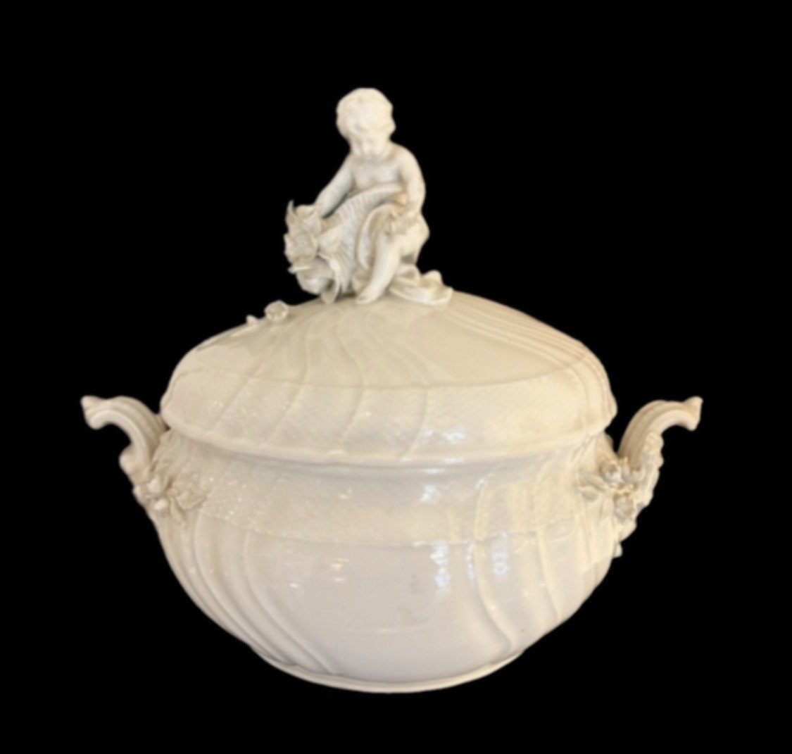 Zuppiera secolo XIX Berlino porcellana 