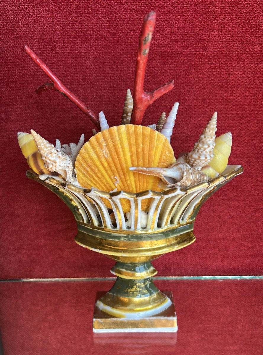 Corbeille Impero decorata con conchiglie.-photo-2