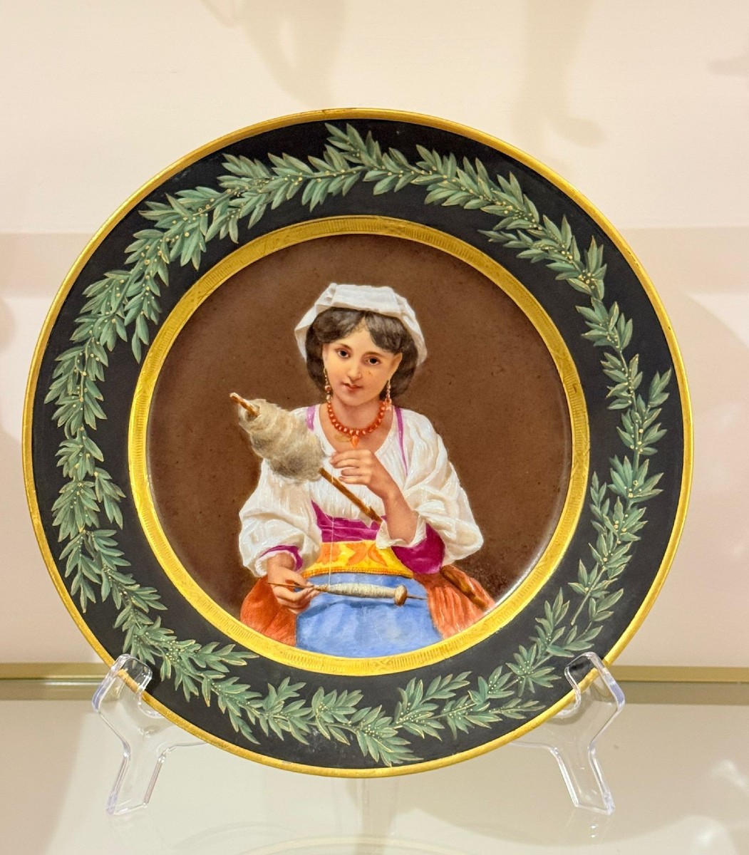 Piatto napoletano antico del XIX secolo.