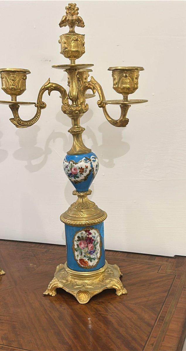 Coppia candelabri in bronzo dorato e porcellana di Sèvres. -photo-3