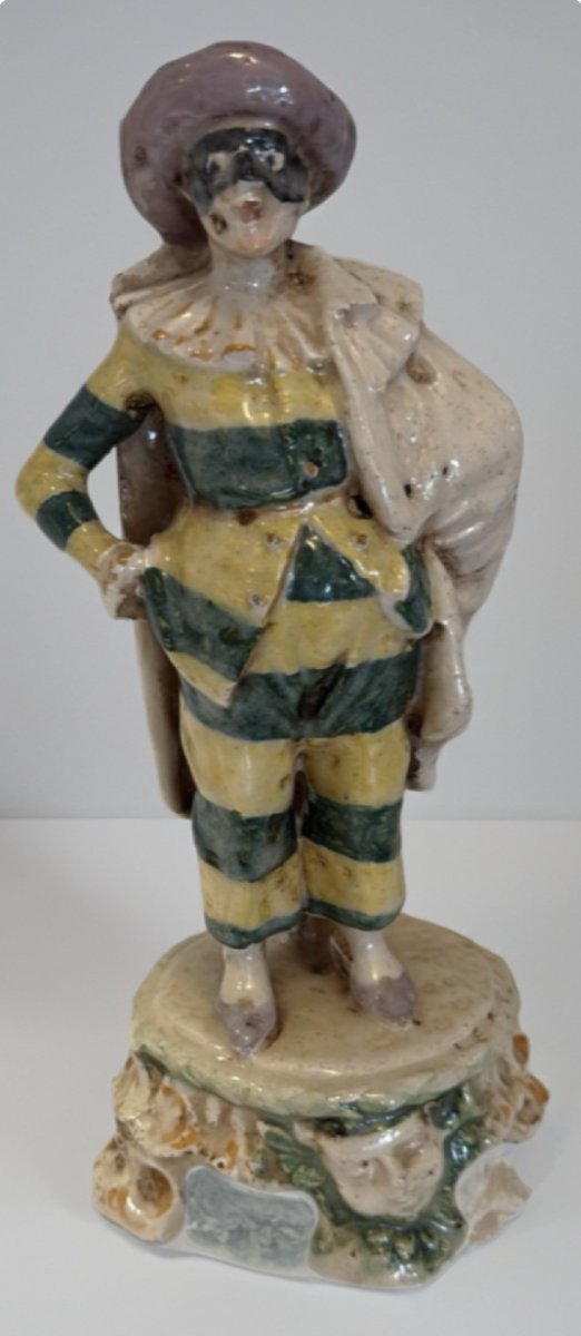 Coppia di figurine della Commedia dell’Arte in ceramica maiolicata Cozzi Venezia XVIII secolo.-photo-2