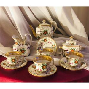 Parte di servizio da caffè in porcellana francese – Epoca Louis Philippe, metà XIX secolo.