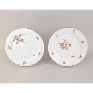 Pair Of Boisette Porcelain Plates With Polychrome Decoration, 18th Century