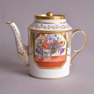 Paris Porcelain Teapot Circa 1810–1820