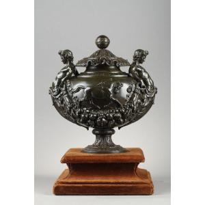 A Covered Cup In Patinated Bronze Signed F. Barbedienne