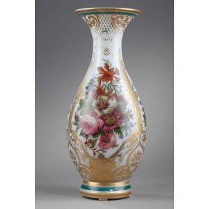 Louis-philippe Period Enameled Opaline Vase