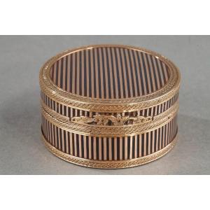 Gold Box And Composition From The 18th Century