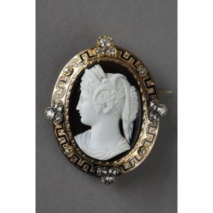 Gold And Diamond Frame Cameo Pendant Brooch