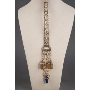 Chatelaine With Amphora In Gold, Enamel And Pearls, 19th Century