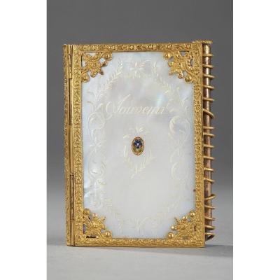 Charles X Dance Card In Mother Of Pearl And Bronze. Circa 1815-1830.