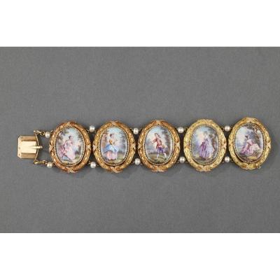 Gold And Enamel Bracelet. Mid 19th Century. 