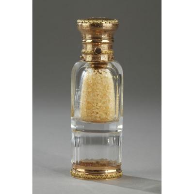An Victorian Gold Double-ended Crystal Scent Bottle.