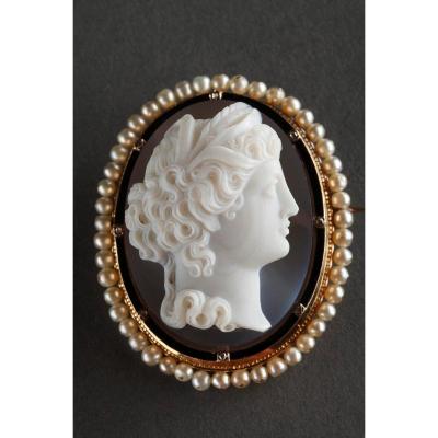 Gold-mounted Agate Cameo Brooch. Second Part Of The 19th Century. Napoleon III. 