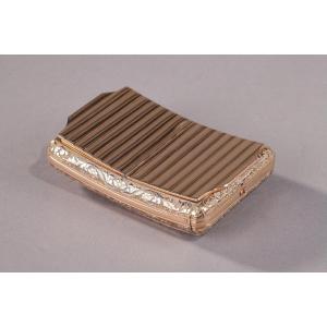 A Gold Musical Snuff Box, Alexandre Magnin. Geneva, Circa 1825 