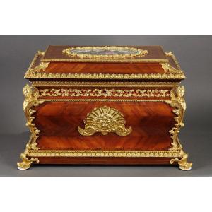 Important Louis XV Style Casket In Rosewood, Gilt Bronze And Porcelain. Napoléon III. 