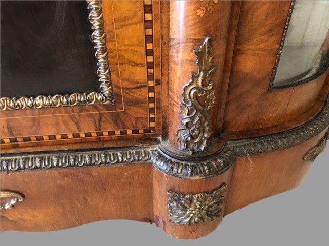 Credenza intarsiata a tre ante -photo-4