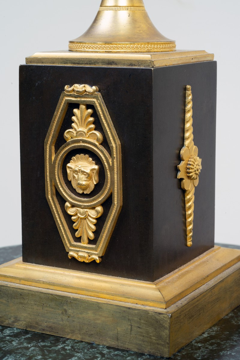 COPPIA DI CANDELIERI IN BRONZO DORATO E PATINATO  -photo-2