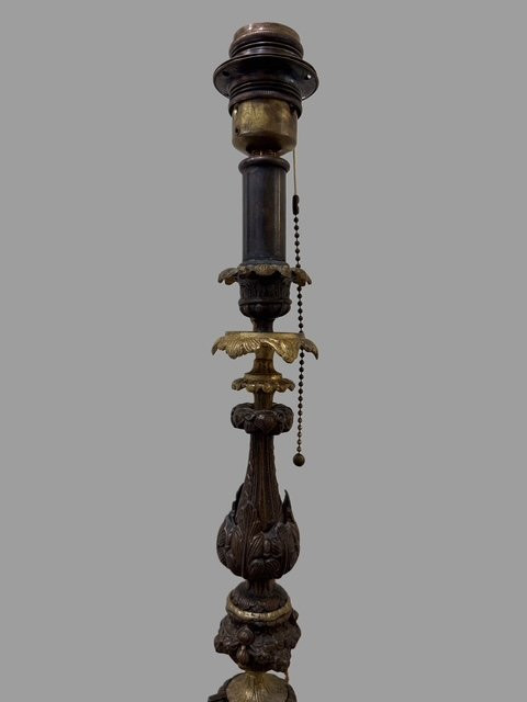 Coppia di lampade in bronzo -photo-8