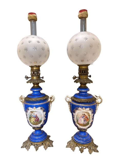 Coppia di lampade in porcellana -photo-6