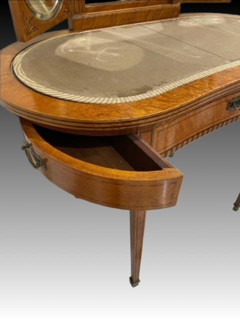 Toletta in legno chiaro-photo-1