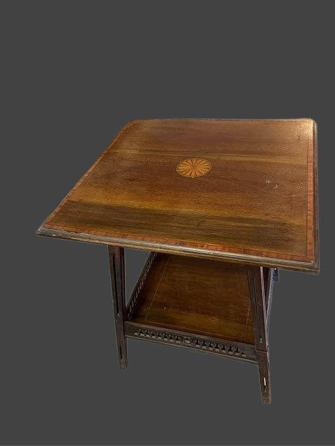 Tavolino intarsiato-photo-2