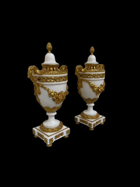 Coppia di vasi in marmo -photo-7