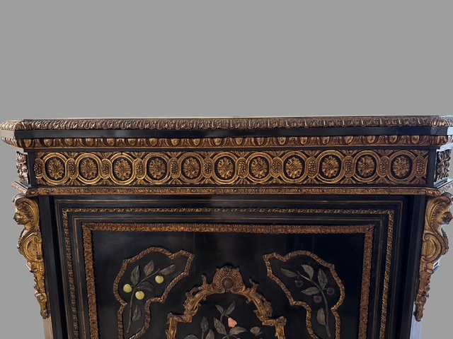 Credenza in pietre dure -photo-2