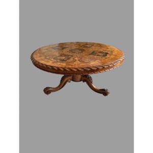 Tavolo da centro intarsiato
