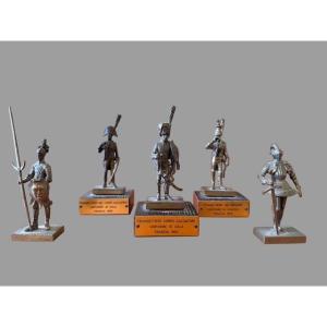 Gruppo di cinque soldati